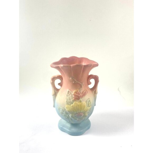 Hull Potteries Other - Hull Vase Magnolia Matter 13 Pink Blue Cream 5 Inches Tall